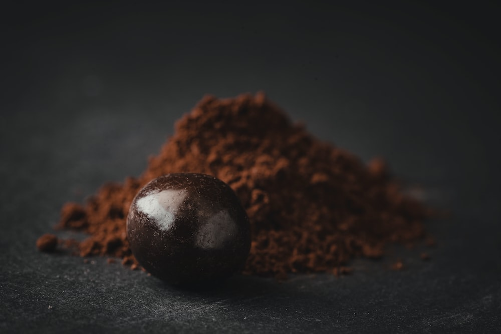 Cacao powder and ball